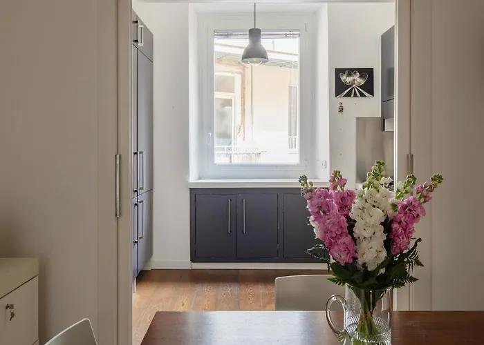 2 Bedrooms Flat Near Via Veneto דירה *