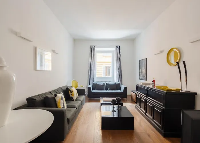 2 Bedrooms Flat Near Via Veneto דירה *